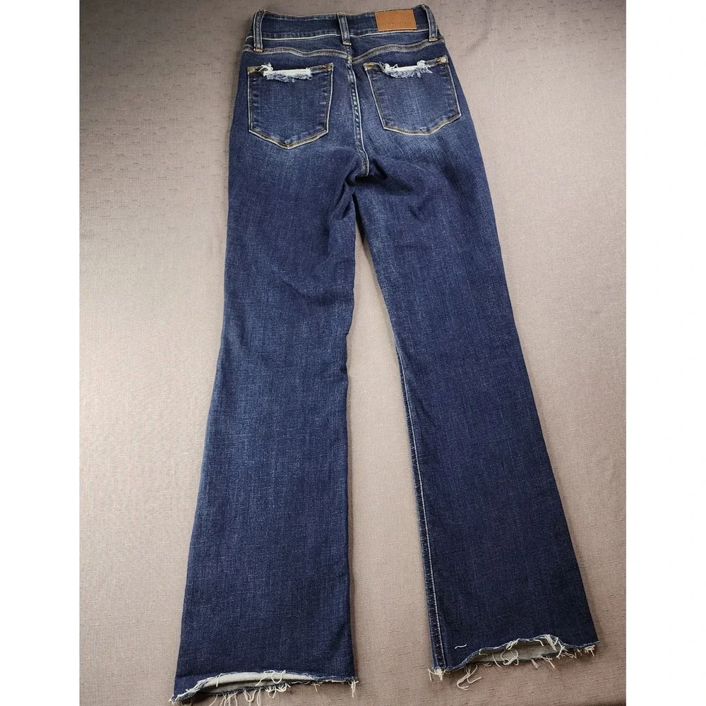 Judy Blue Distressed High Waisted Bootcut Jeans Dark Wash Raw Hem Size 1/25 - Picture 10 of 11